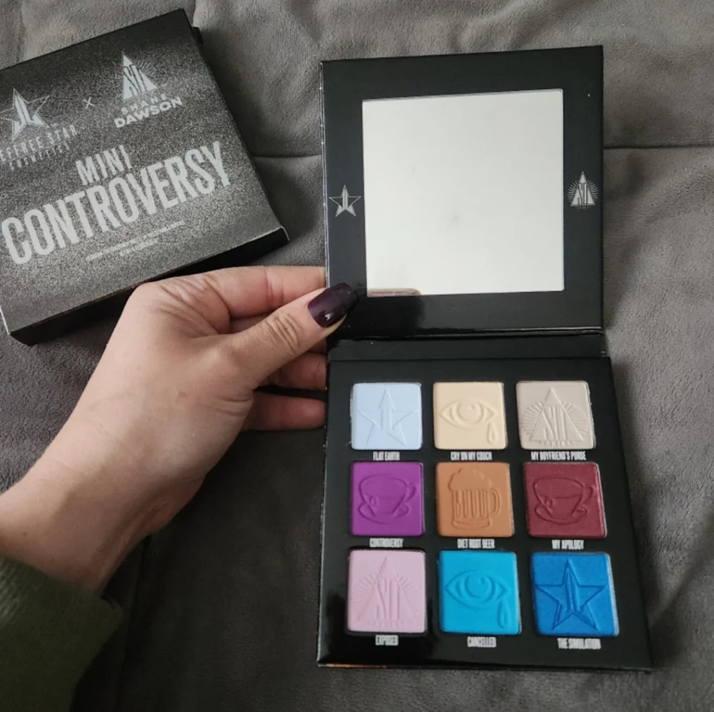 NWT Jeffree Star eyeshadow‎ palette